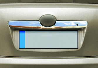 Накладка над номером (нерж) - Toyota Camry 2007-2013 рр.