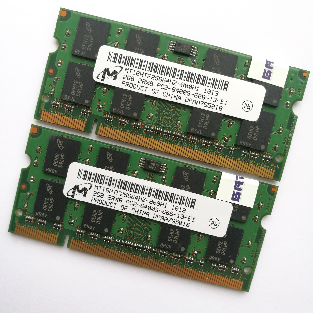 Комплект оперативної пам'яті Micron SODIMM DDR2 4Gb (2x2Gb) 800MHz PC2-6400s CL6 (MT16HTF25664HZ-800H1) Б/В