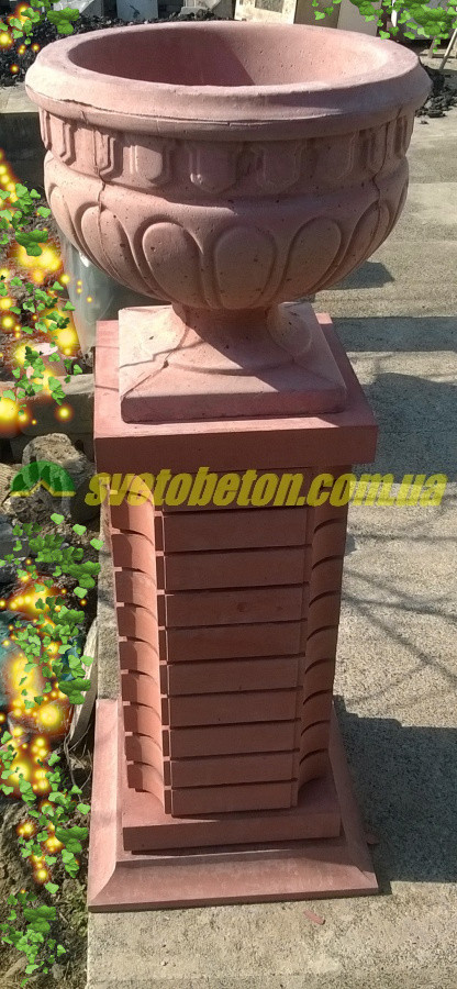 Ландшафтная композиция садового дизайна ваза бетонная на подставке, элемент декора возле участка дома. - фото 2 - id-p857474408