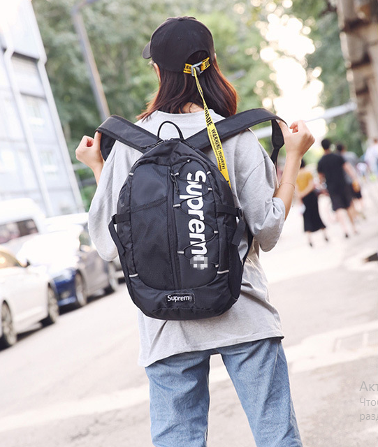 Рюкзак чорний модний Supreme