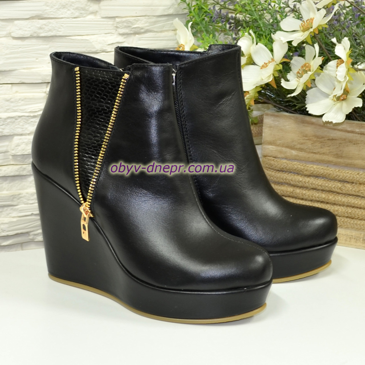 Черевики шкіряні на високій платформі, декоровані блискавкою, фото 1