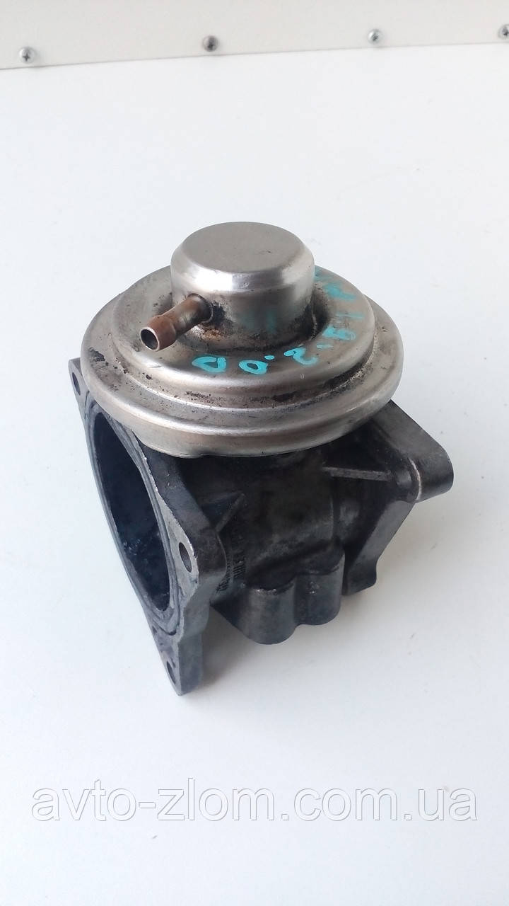 Клапан EGR Volkswagen Golf, Touran, Passat B6, Skoda Octavia 1,9 — 2,0 TDI. 038131501AF.