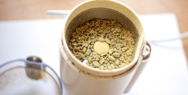 справжній зелений необсмаженна кава в зернах натуральний і якісний