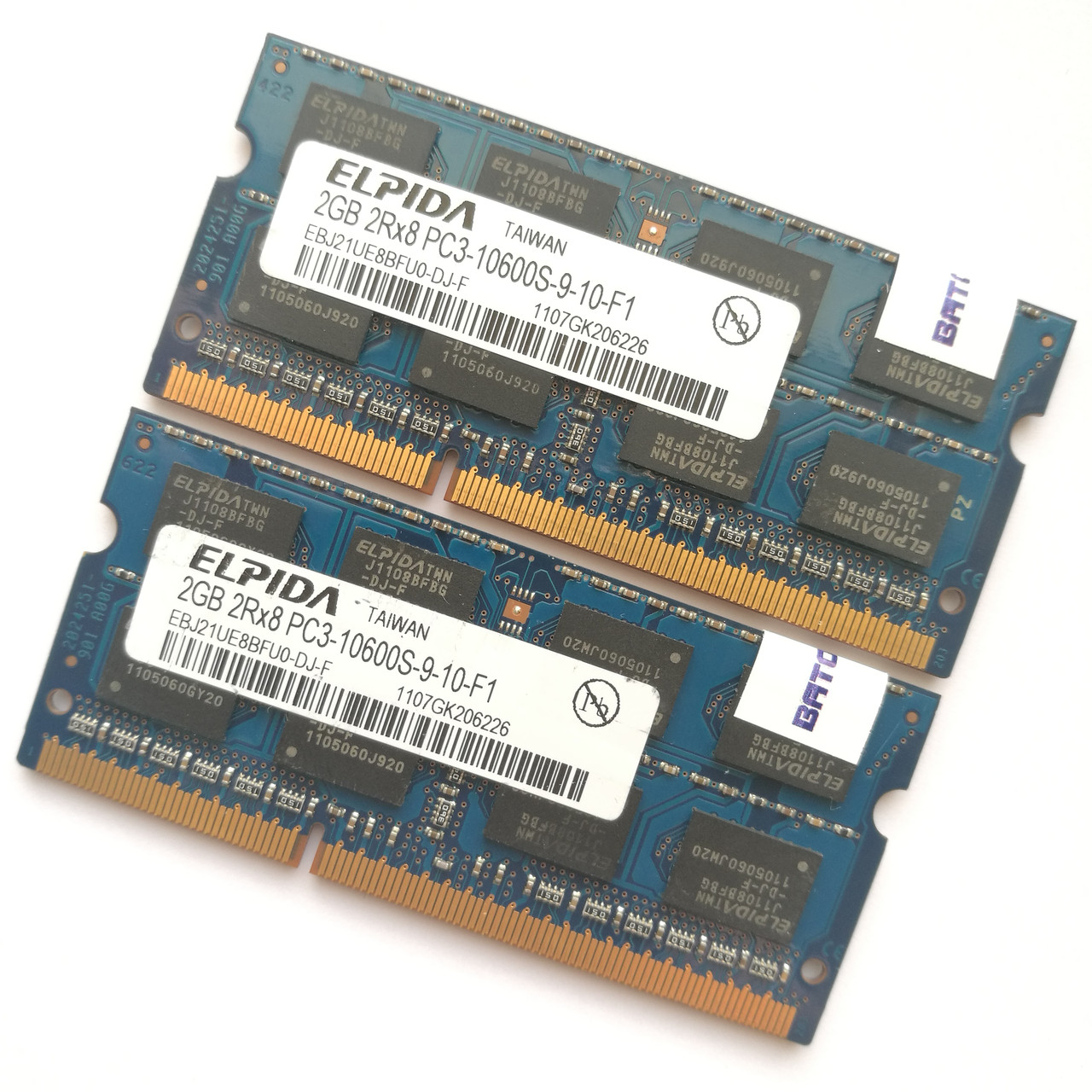 Пара оперативної пам'яті для ноутбука Elpida SODIMM DDR3 4Gb (2+2) 1333MHz 10600s CL9 (EBJ21UE8BFU0-DJ-F) Б/В