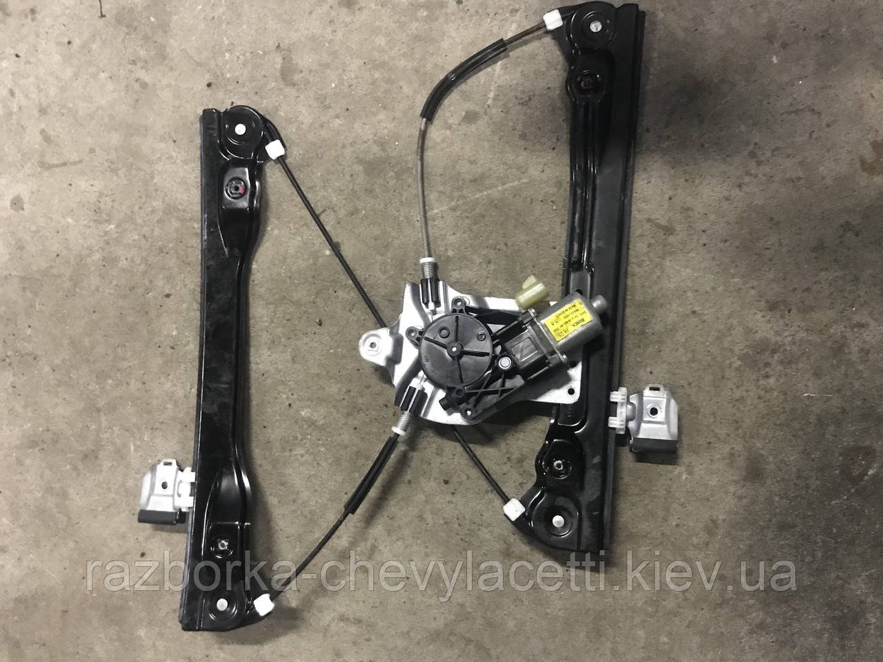 Стеклоподьемник FL Chevrolet Cruze 96964419