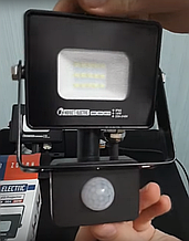 Светодиодный прожектор с датчиком движения 10w PUMA2/S-10