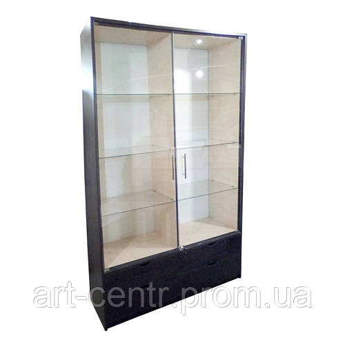 Витринный шкаф большой со стеклянными полочками и выдвижными ящиками ...