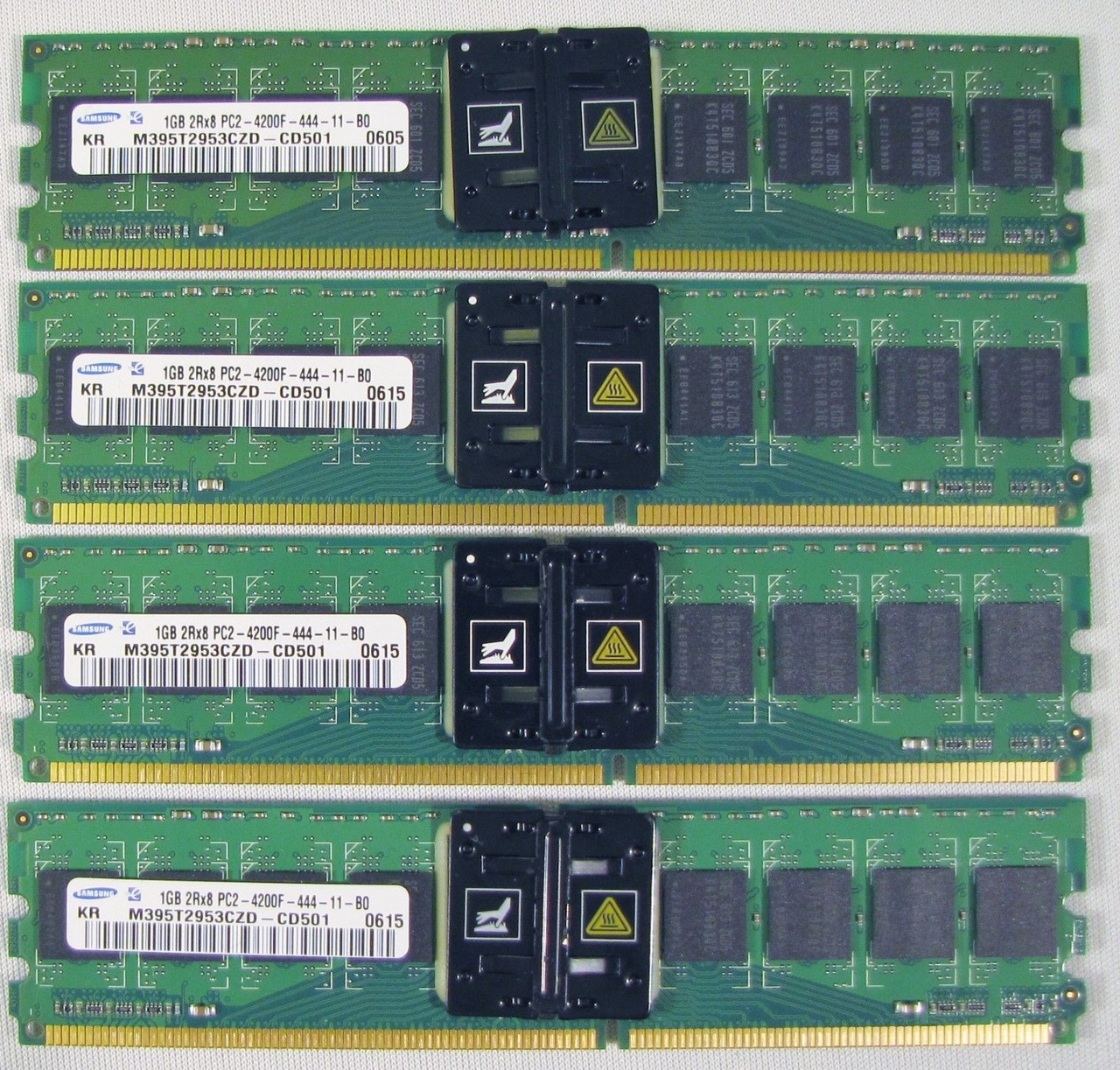 Серверна пам'ять Samsung 1GB 2Rx8 PC2-4200F-444-11-B0 бу