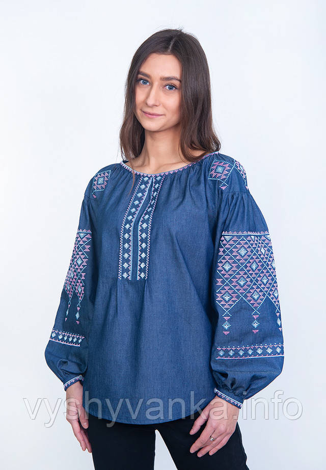 Жіноча дизайнерська вишиванка (колір джинс)