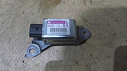 Датчик удару Air Bag бічний лівий Subaru Forester S11 SG5 98235SA050