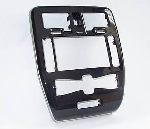 Рамка накладка на дисплей Nissan Leaf ZE0 / AZE0 (10-17) 68260-3NA0A, фото 1
