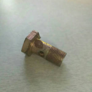 Болт гідравліки мототрактора