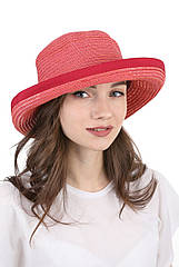 Легкий літній капелюх червоний