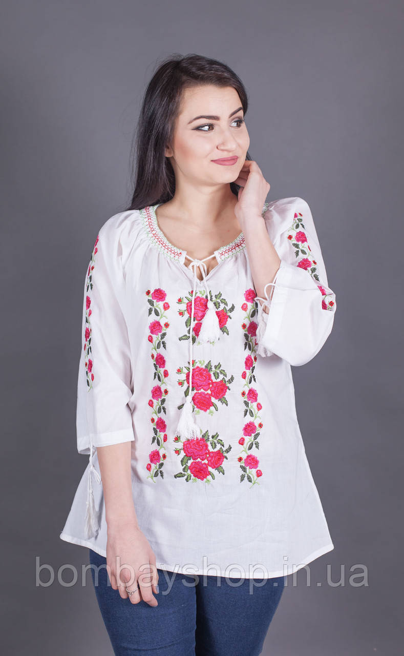 Жіноча літня біла етнічна блуза з квітковою вишивкою №973-7