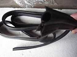 Ущільнювач багажника Москвіч 2141