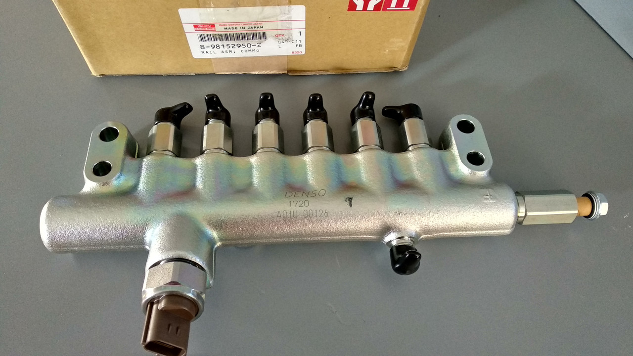Паливна рейка Isuzu 6HK1 8981529502 8981529501 898152950 8973230190 87378850 RAIL ASM; COMMON