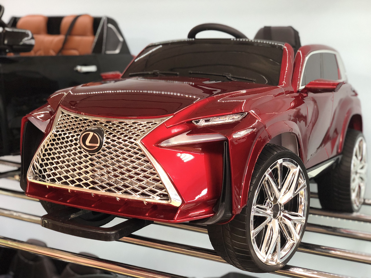 Дитячий електромобіль кросовер LEXUS RX, підсвічування днища, автопофарбування, м'які колеса