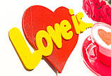 Топер Love Is Love Is на паличці Кольорові топери із пластику на день закоханих Любов це..., фото 5