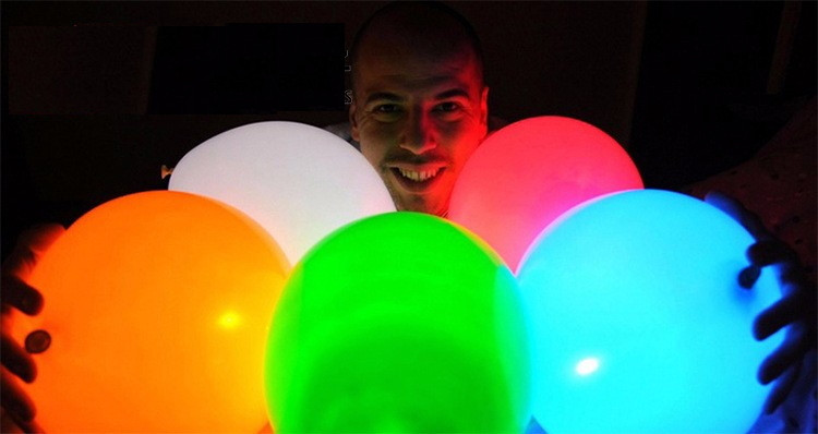 Повітряні кульки з LED підсвічуванням Balloons