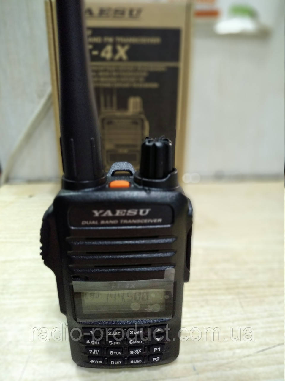 Yaesu FT-4X, дводіапазонна портативна радіостанція