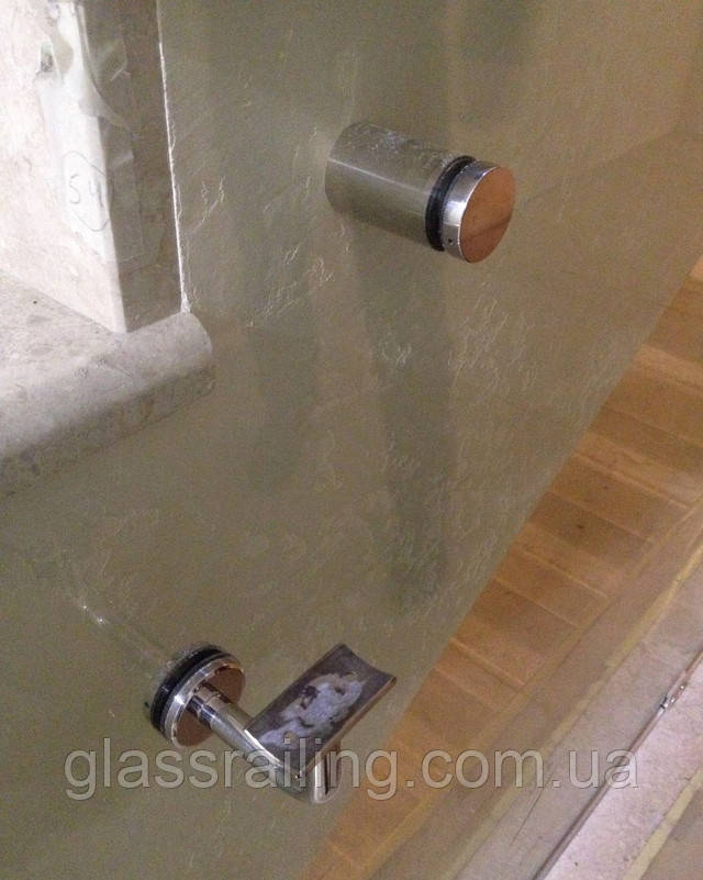 Скляне огородження сходів