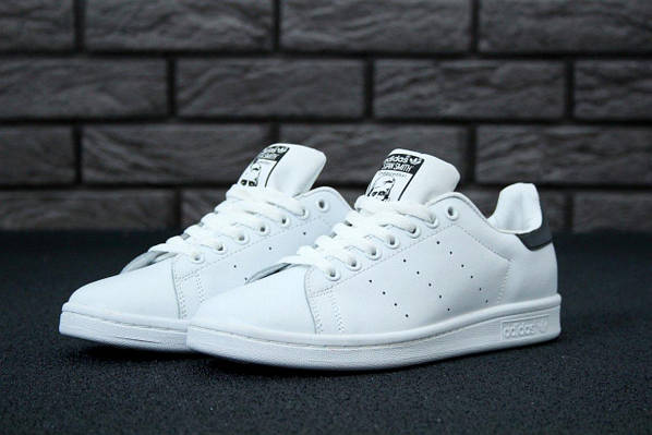 All white stans outlet