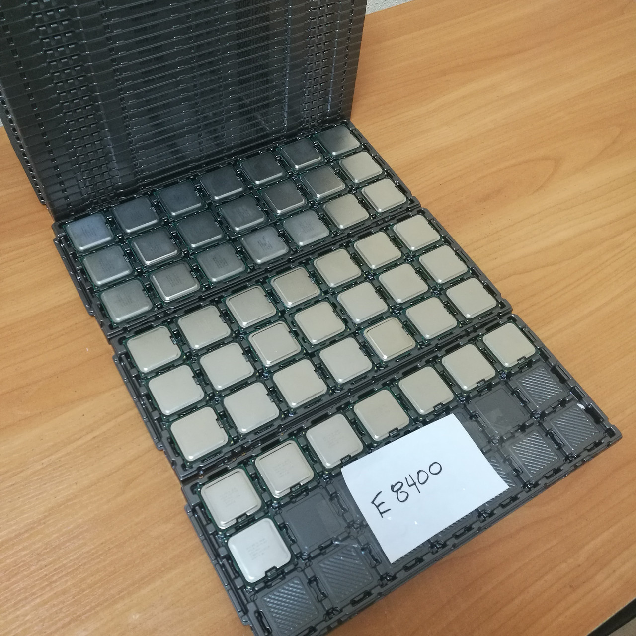 Процессор Intel Core 2 Duo E8400 E0 SLB9J 3.00 GHz 6 MB Cache 1333 MHz FSB Socket 775 Б/У