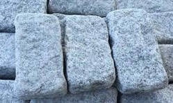 Гранітна бруківка галтованная габро 10*20