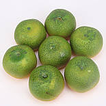 Штучний мандарин муляж зелений 8 см, фото 2