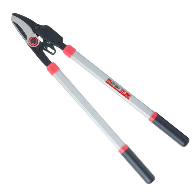 Сучкоріз садовий для обрізки гілок c храповим механізмом 740 мм. INTERTOOL FT-1114