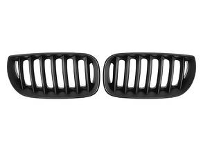 Решітка радіатора BMW X3 E83 03-06