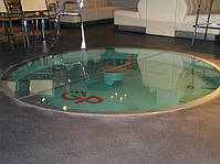 Скляна підлога. Скло триплекс 33 мм з трьох загартованих стекол по 10 мм кожне.