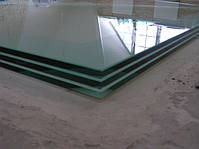 Скляна підлога. Триплекс 33 мм - три загартовані скла по 10 мм кожне. Герметизація стиків - силікон безбарвний.