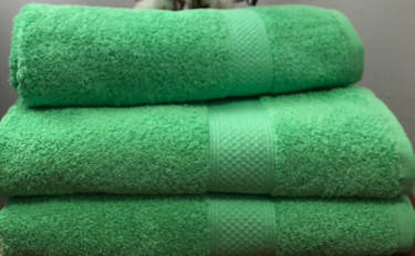 Махровий рушник кольоровий 70х140 щільність 550 г/м2 Пакистан Світло-зелене