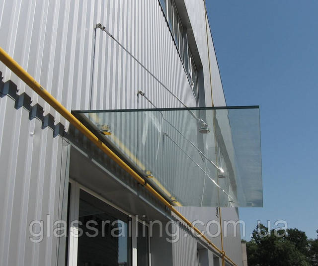 Steklyannii kozirek na vantah