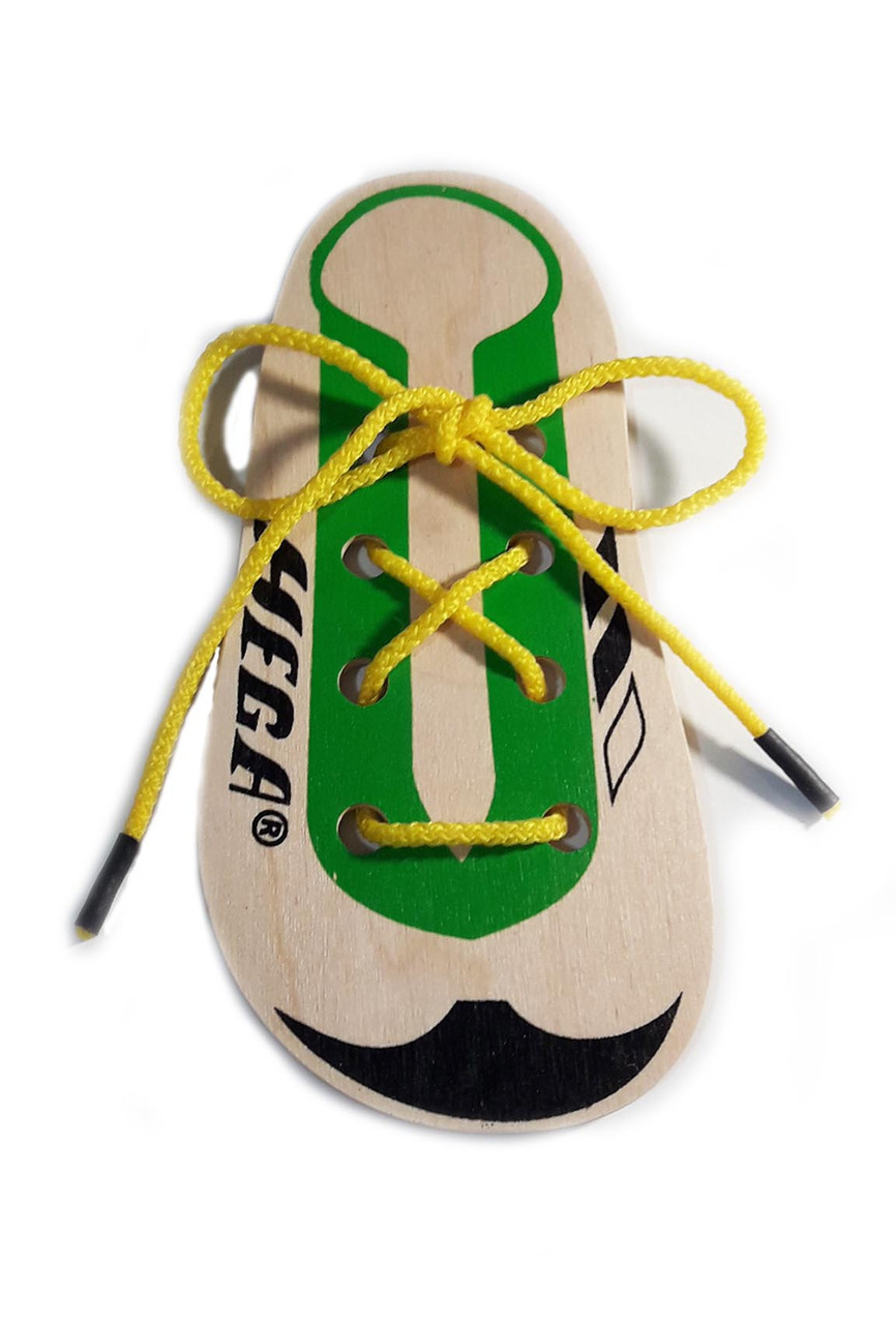 Розвивальна гра  для комплексного розвитку.Шнурівка "Капчик"