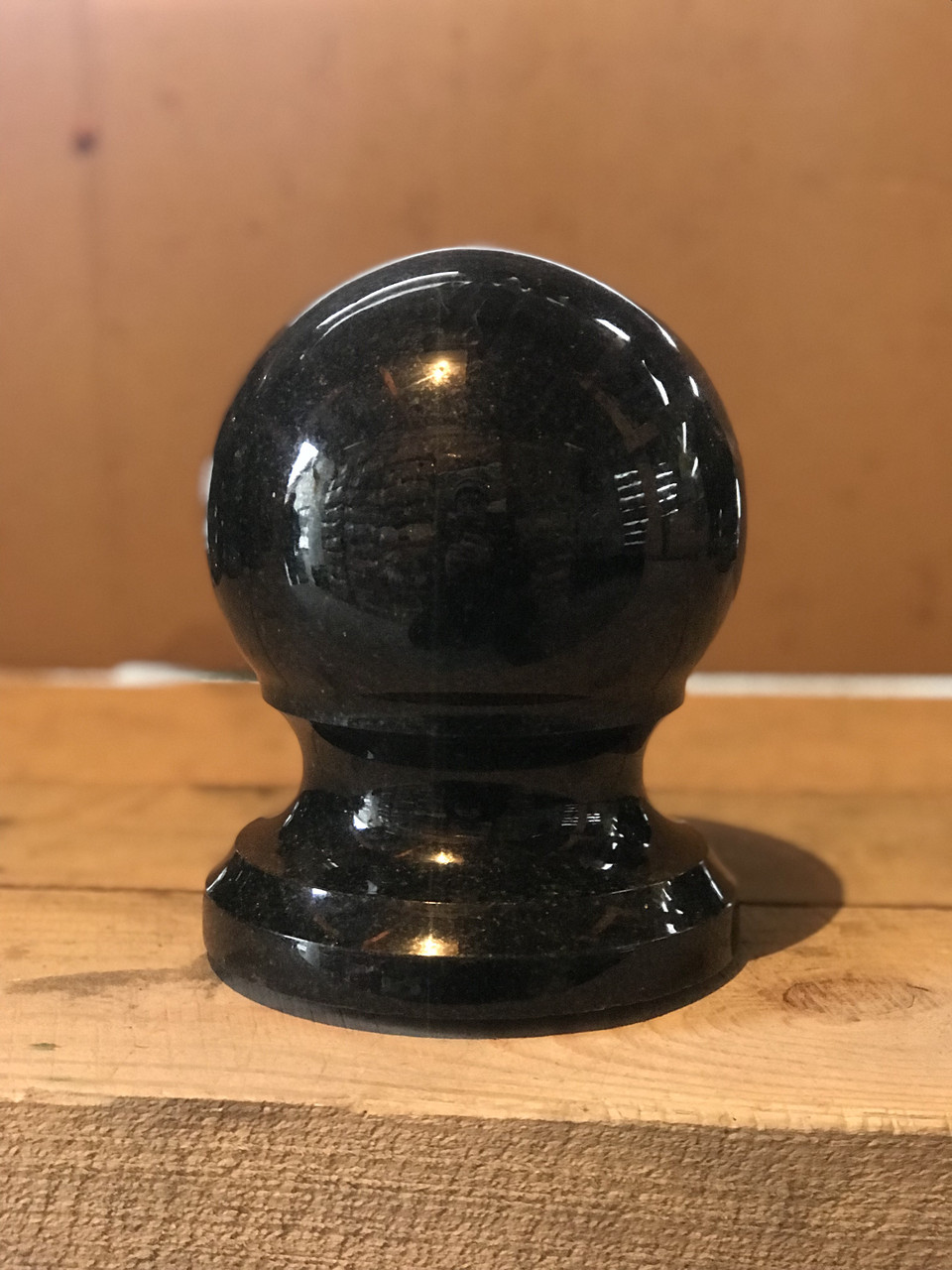 Куля з граніту d-15 см чорна