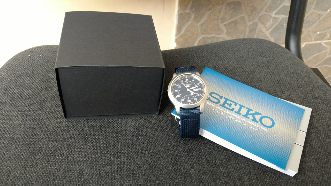 Чоловічий годинник Seiko SNK807 Seiko 5 Automatic 