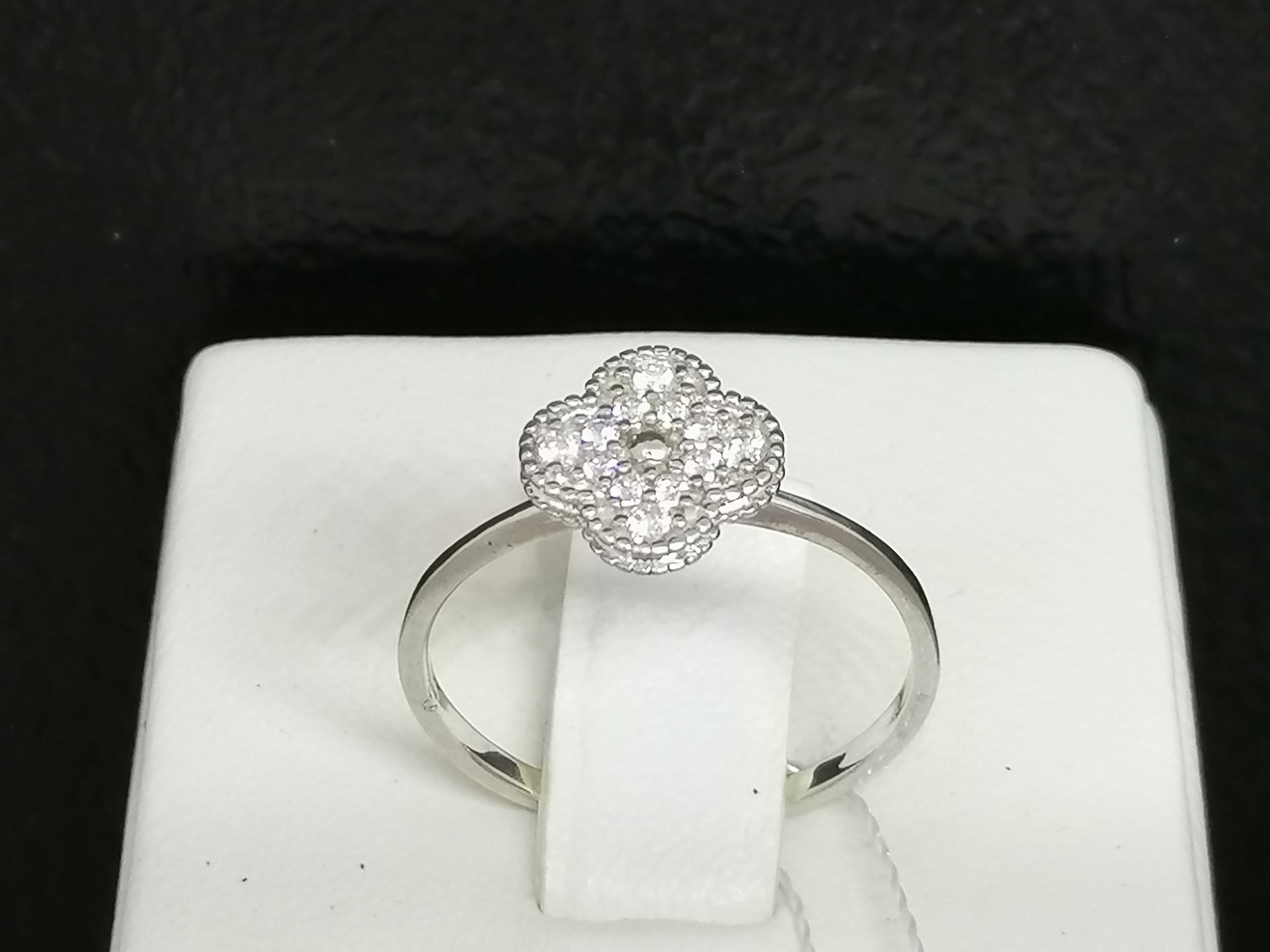 Срібне кільце з фіанітами. КВ1138С 16,5