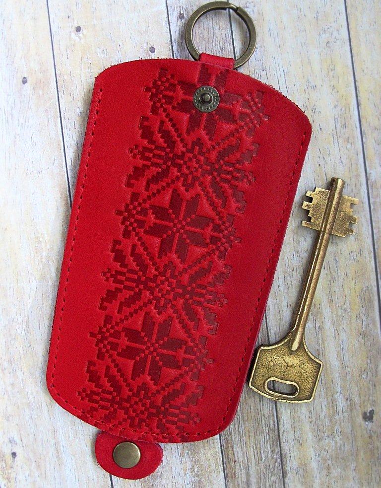 Чохол для ключів великий червоний візерунок Вишиванка