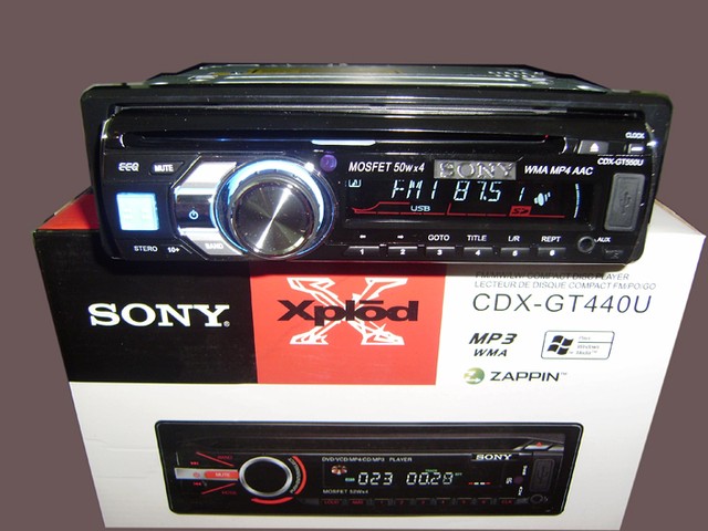 Автомагнитола SONY CDX-GT550U