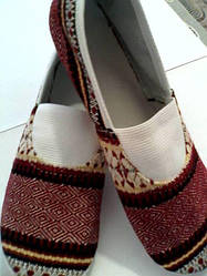 Взуття до вишитого костюма дитяче