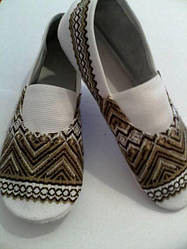 Взуття концертне чешки коричневі дорослі