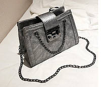 Женская сумка на цепочке с ручкой серебристая из экокожи стильная сумка черезплечо трендовая сумка для девушки