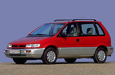 Mitsubishi Space Runner (1991-1999)