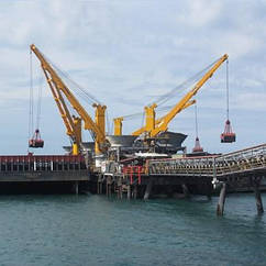 Стаціонарний вантажний портовий кран FCC 300 Німеччина