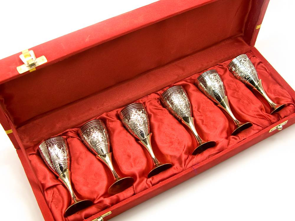 Келихи бронзові посріблені (н-р 6 шт)(34,3х12,5х5,5 см)(Velvet Box-Cordial Set-5 Designs)
