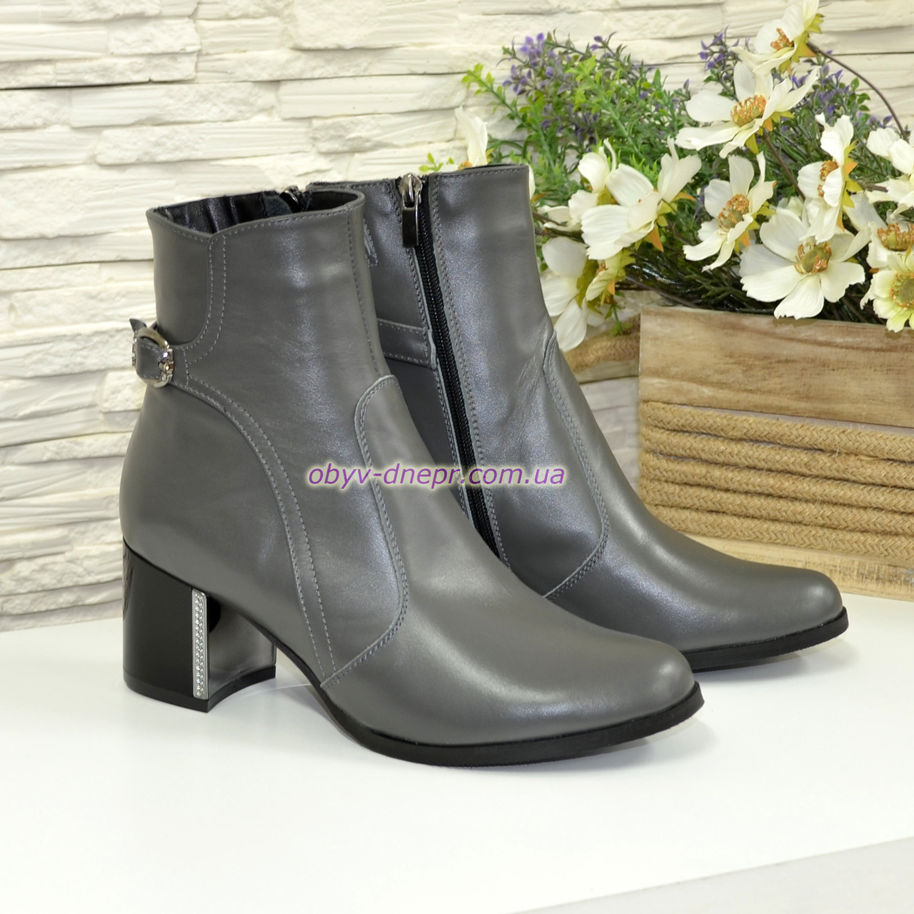 Черевики жіночі на невисоких підборах, колір сірий, фото 1