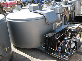 Охолоджувач молока відкритого типу DeLaval 600 л з компресорним агрегатом