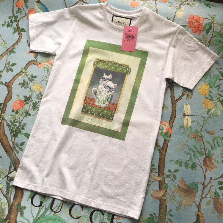GUCCi. Чоловіча футболка біла
